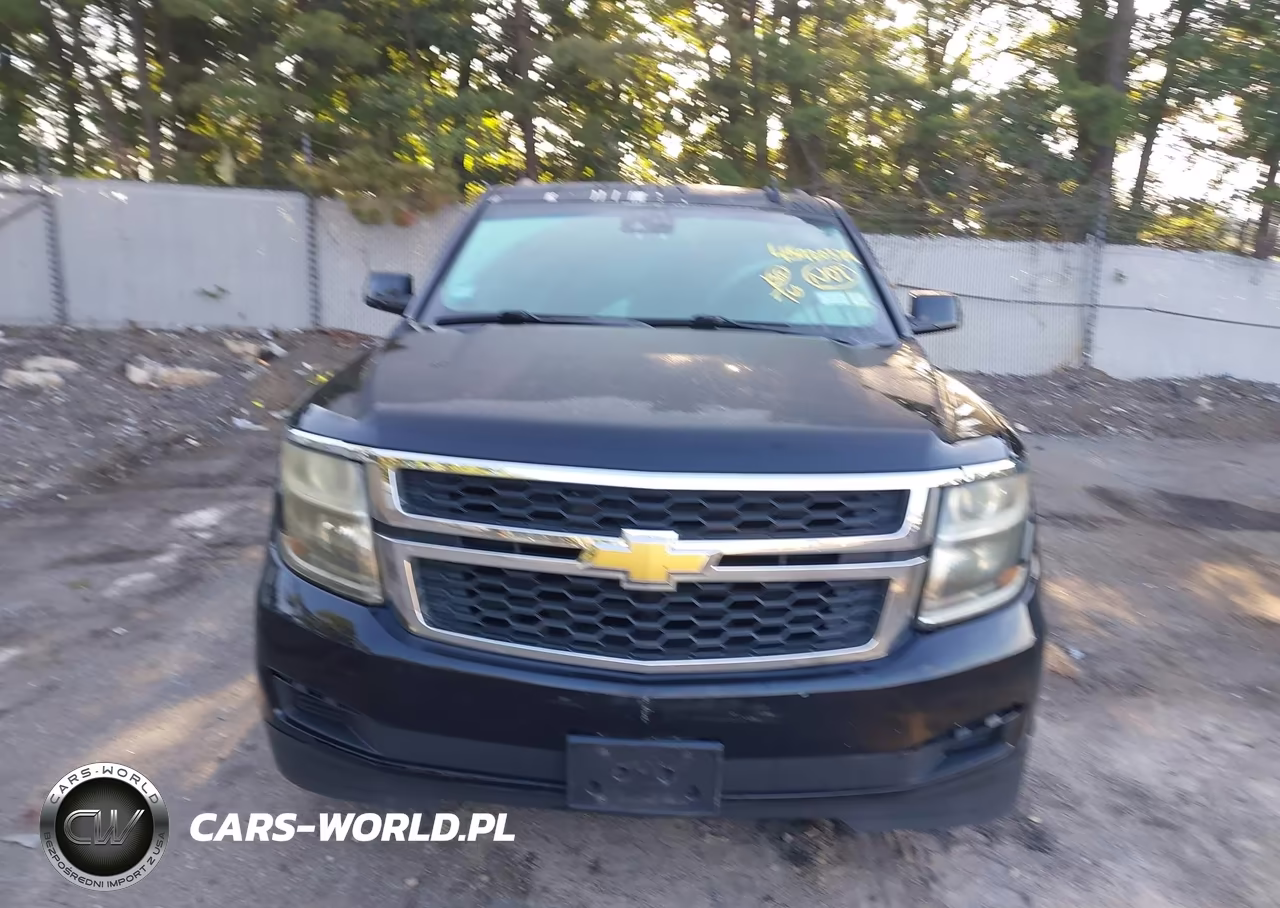 2018 Chevrolet Suburban Lt VIN:1GNSKHKC3JR377709 - 12