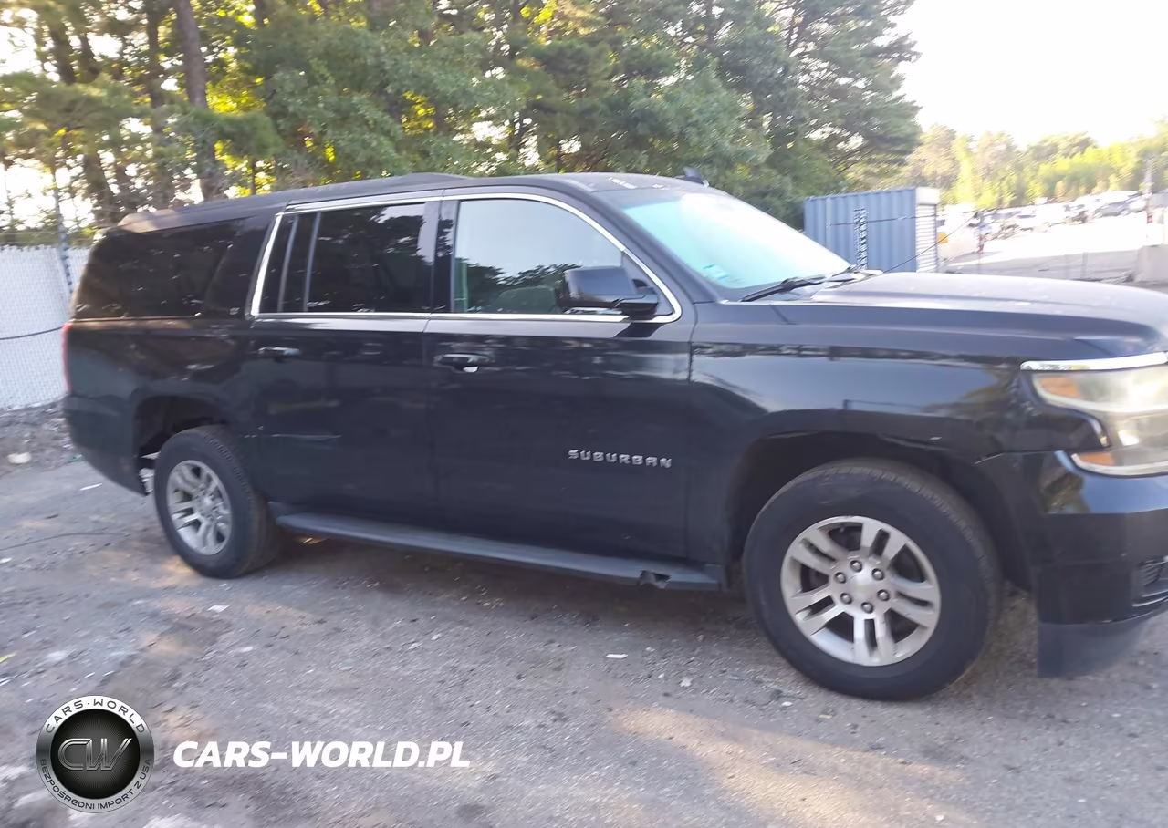 2018 Chevrolet Suburban Lt VIN:1GNSKHKC3JR377709 - 13