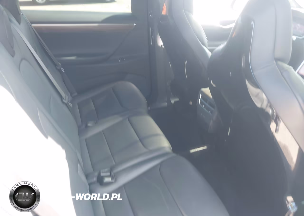 2016 Tesla Model X 60D-70D-75D-90D VIN:5YJXCDE22GF026263 - 8