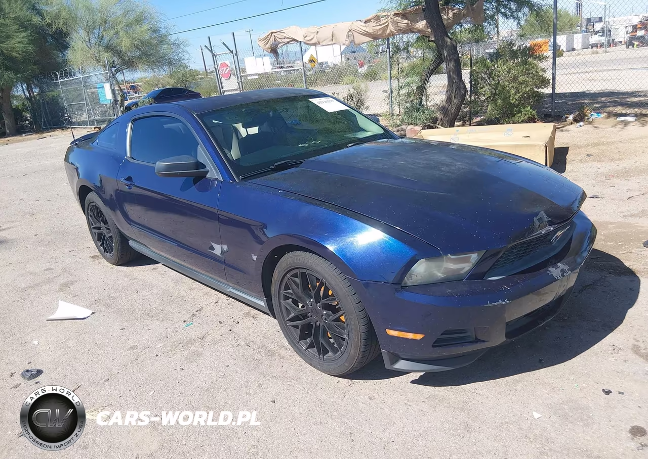 2011 Ford Mustang V6