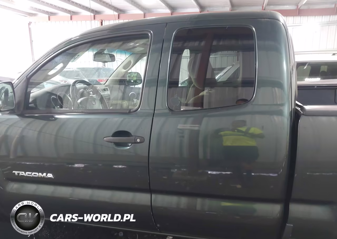 2011 Toyota Tacoma Prerunner V6 VIN:5TFTU4GNXBX001967 - 14