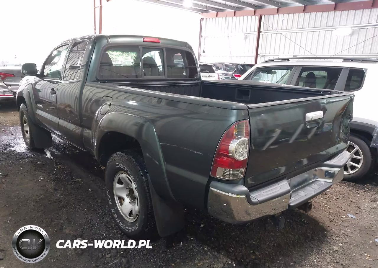 2011 Toyota Tacoma Prerunner V6 VIN:5TFTU4GNXBX001967 - 3