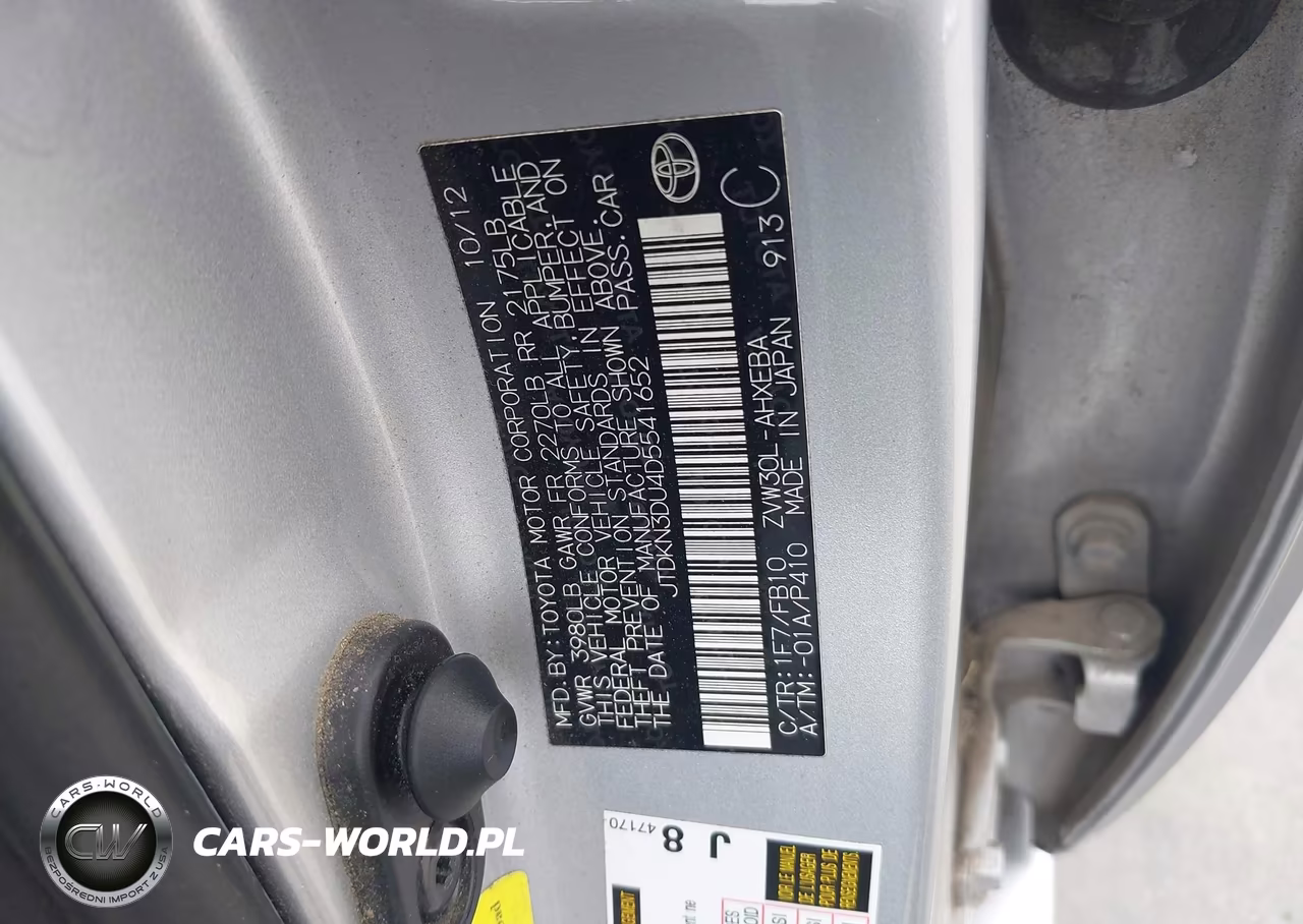 2013 Toyota Prius Two VIN:JTDKN3DU4D5541652 - 9