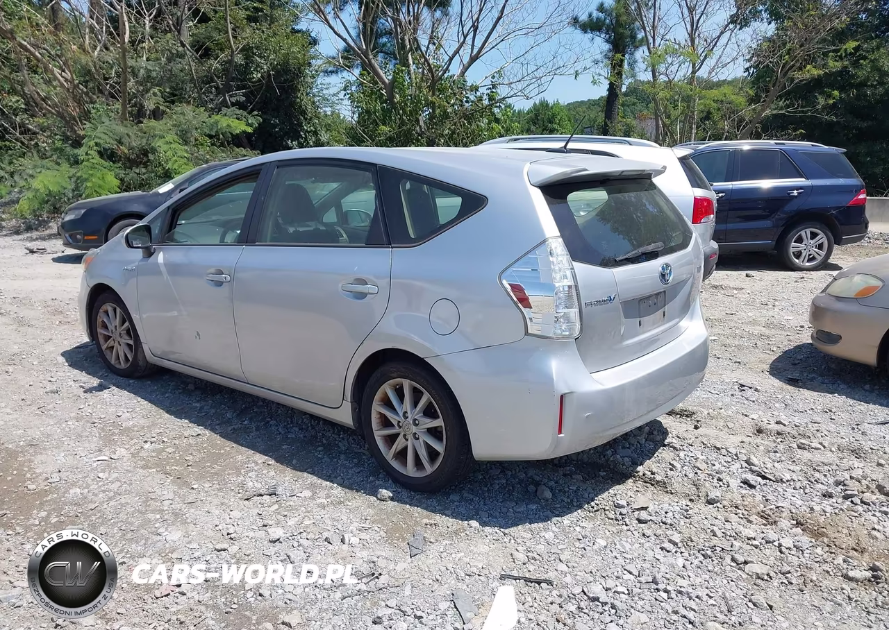 2014 Toyota Prius V Five VIN:JTDZN3EU6E3308270 - 3