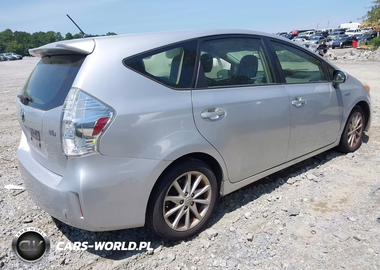 2014 Toyota Prius V Five VIN:JTDZN3EU6E3308270 - 4