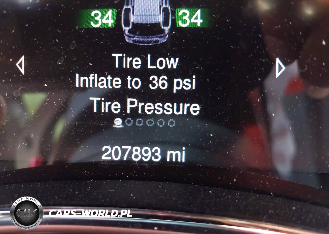 2015 Jeep Grand Cherokee Limited VIN:1C4RJEBG0FC105320 - 16