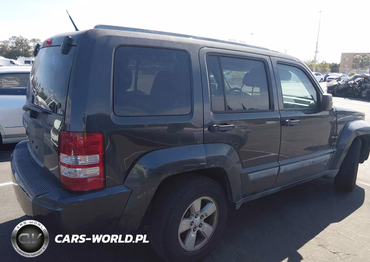 2011 Jeep Liberty Sport VIN:1J4PP2GK8BW524326 - 6