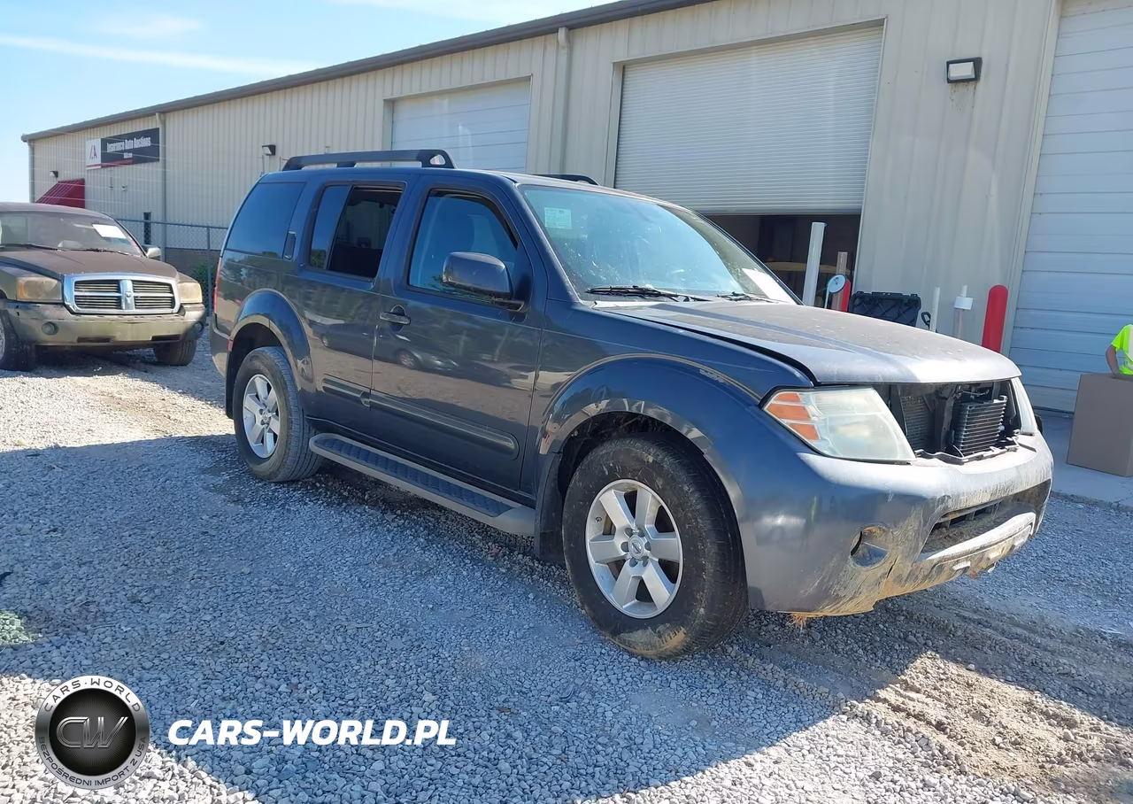 2011 Nissan Pathfinder Sv