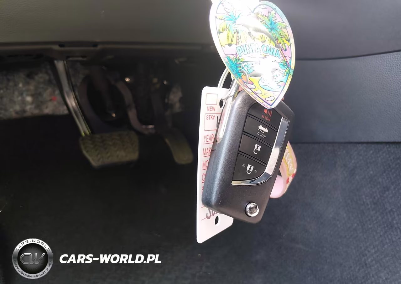 2026 Toyota Corolla Le VIN:5YFB4MDE6TP454399 - 11