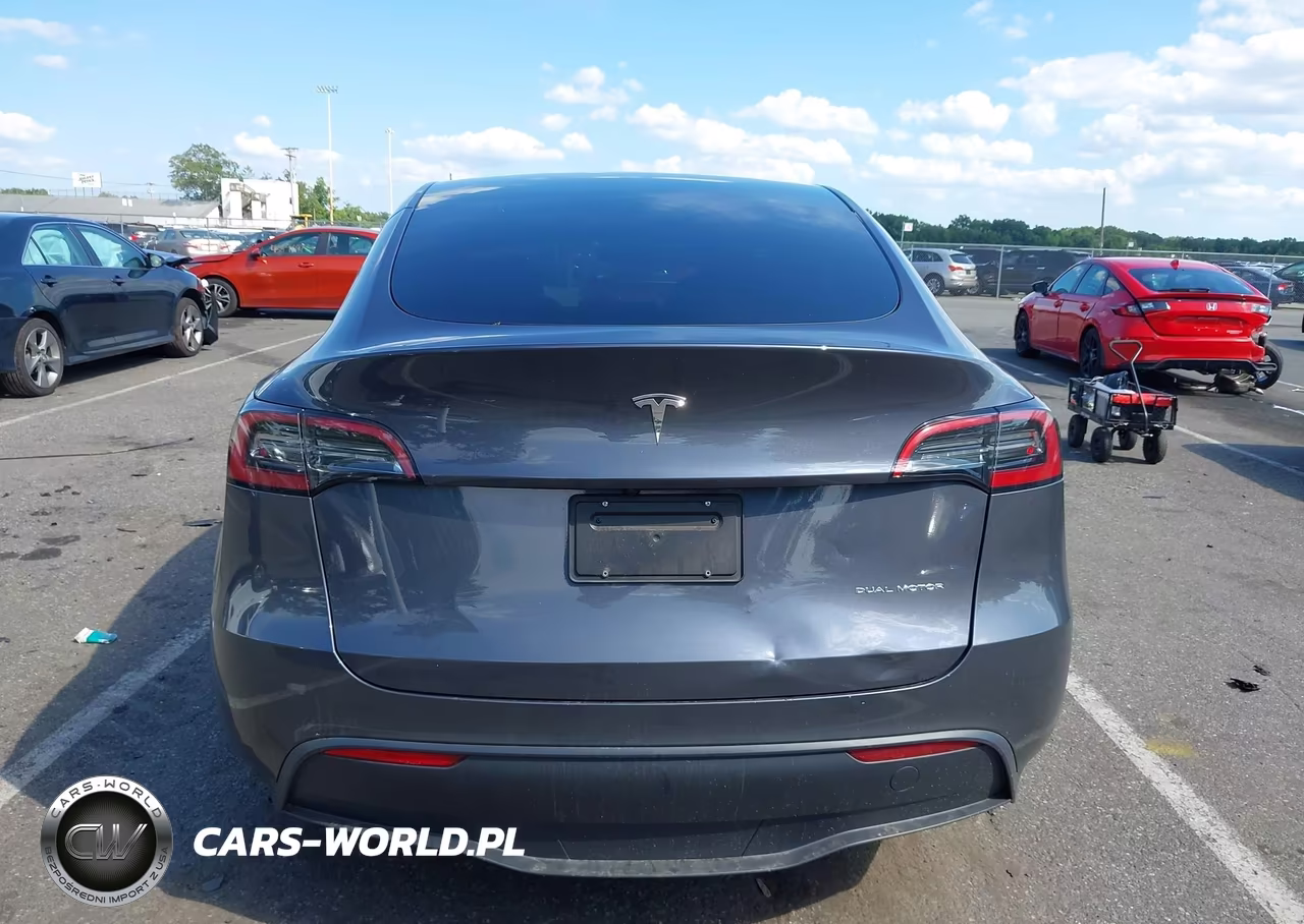 2023 Tesla Model Y Awd-Long Range Dual Motor All-Wheel Drive VIN:7SAYGAEE4PF827720 - 15