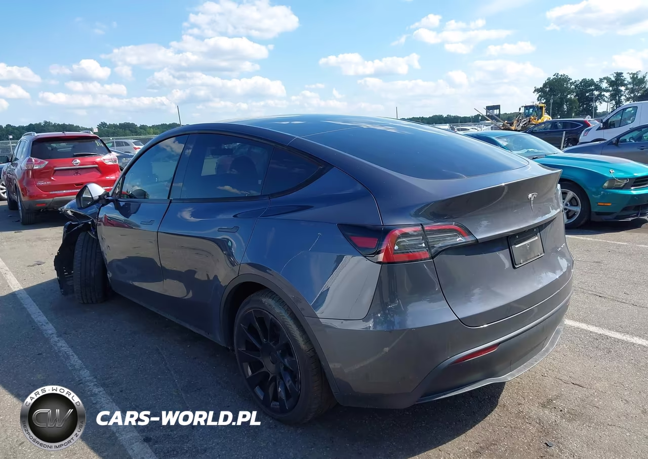 2023 Tesla Model Y Awd-Long Range Dual Motor All-Wheel Drive VIN:7SAYGAEE4PF827720 - 3
