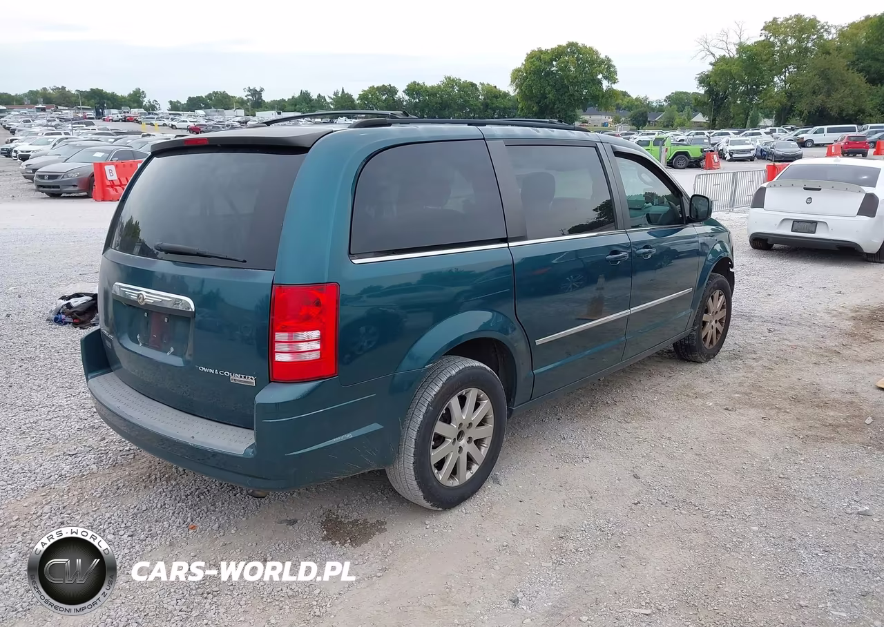 2009 Chrysler Town & Country Touring VIN:2A8HR541X9R539567 - 4