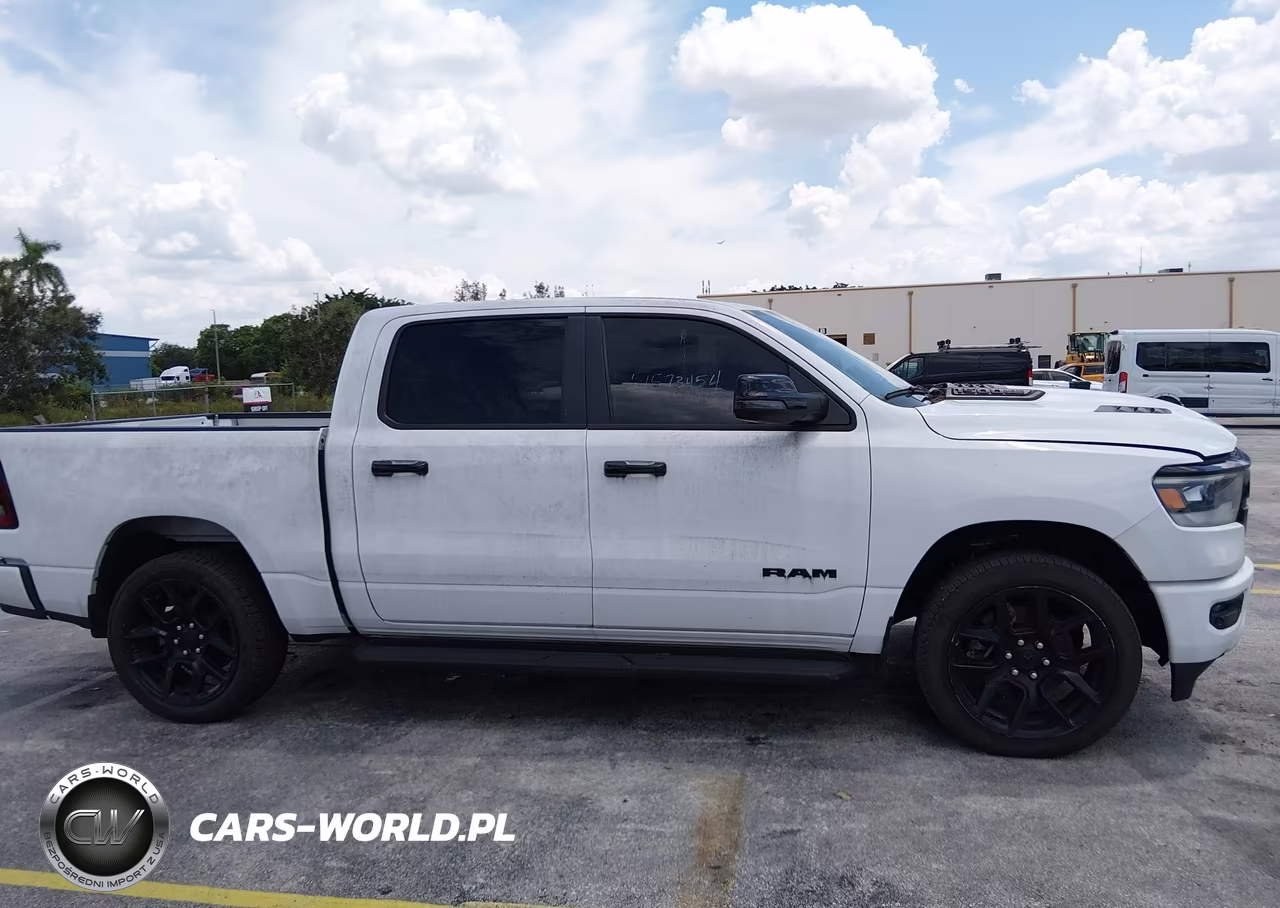 2023 Ram 1500 Laramie 4X4 5'7 Box VIN:1C6SRFJT2PN541596 - 13