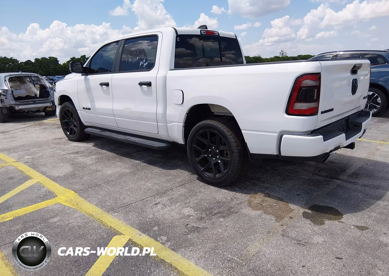 2023 Ram 1500 Laramie 4X4 5'7 Box VIN:1C6SRFJT2PN541596 - 3