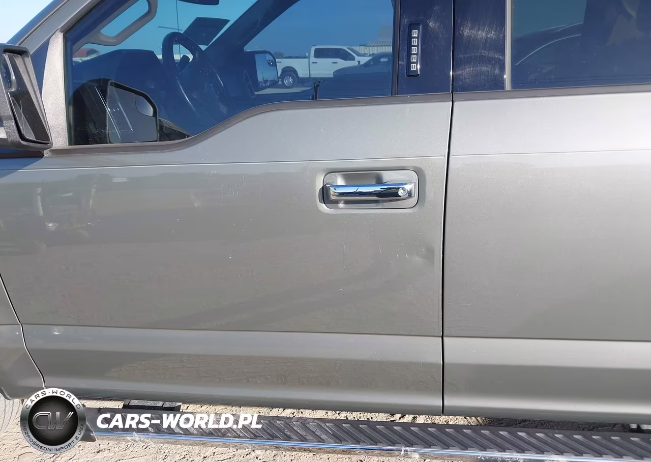 2019 Ford F-150 Xlt VIN:1FTEW1CP3KKC32277 - 19