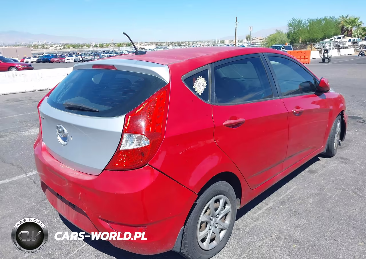2014 Hyundai Accent Gs VIN:KMHCT5AE6EU175795 - 4