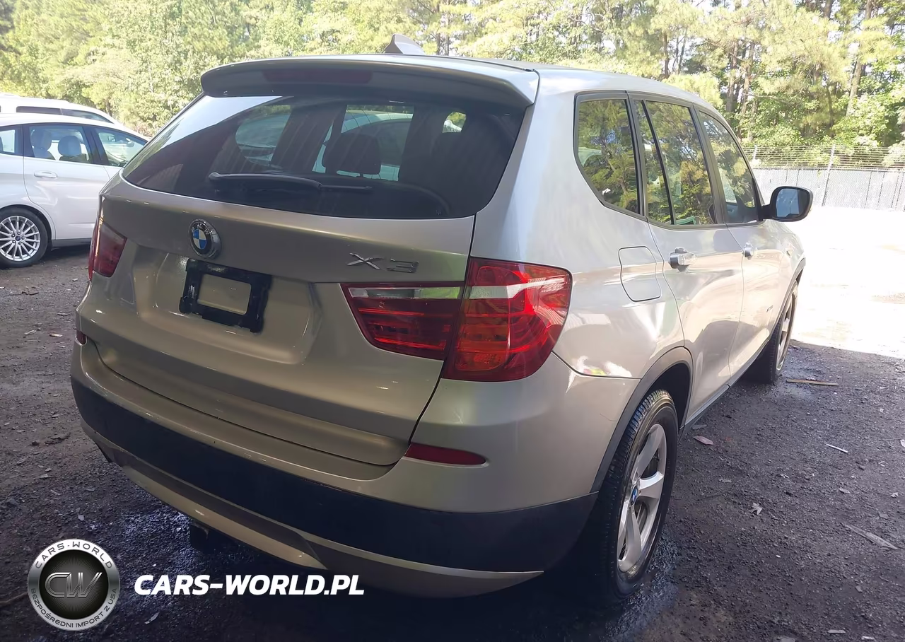 2012 BMW X3 xDrive28I VIN:5UXWX5C53CL725796 - 4