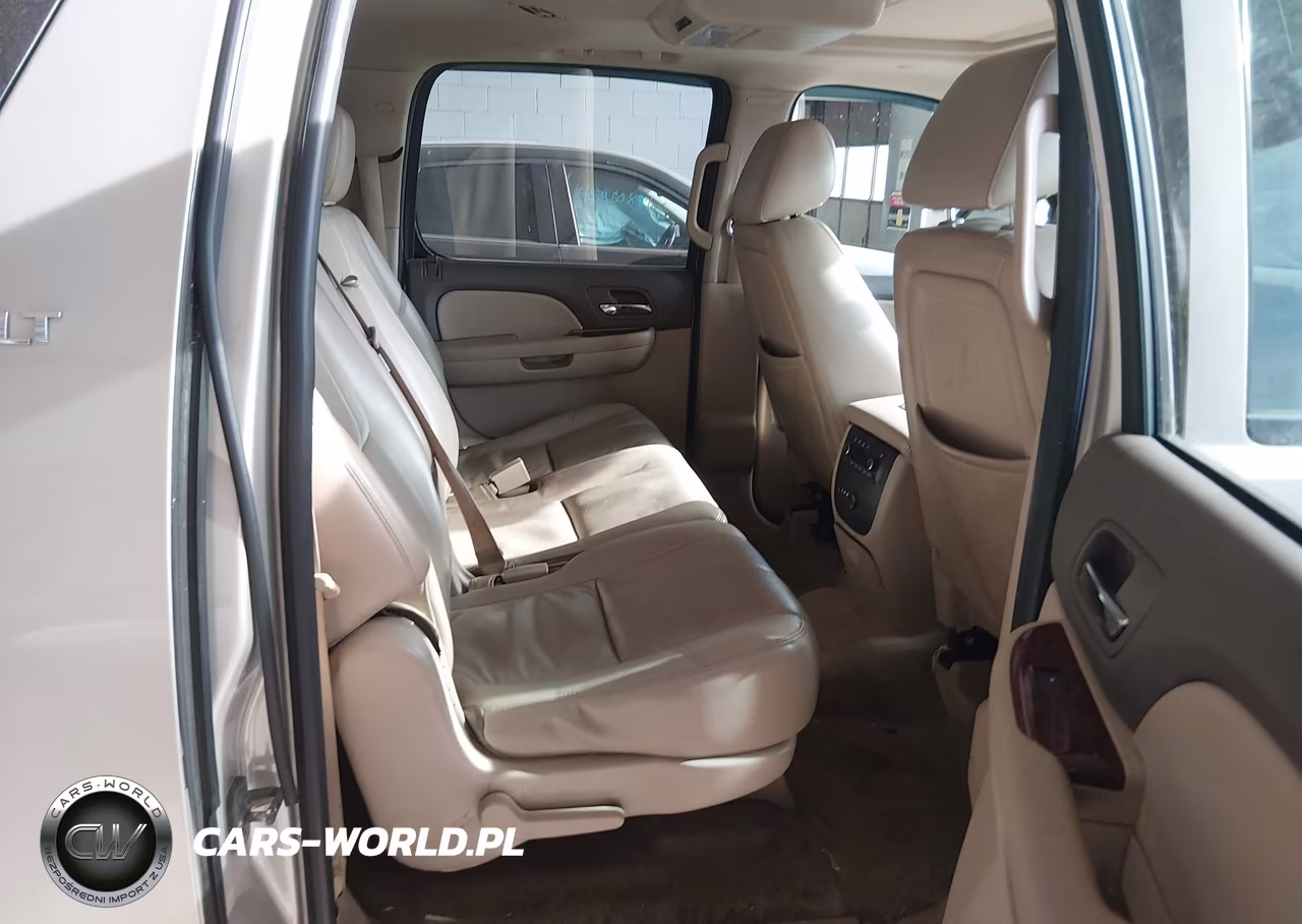 2014 Chevrolet Suburban Lt VIN:1GNSKJE76ER193795 - 8