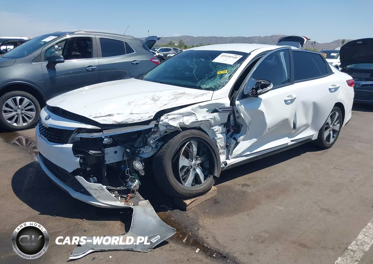 2020 Kia Optima S VIN:5XXGT4L32LG440646 - 6