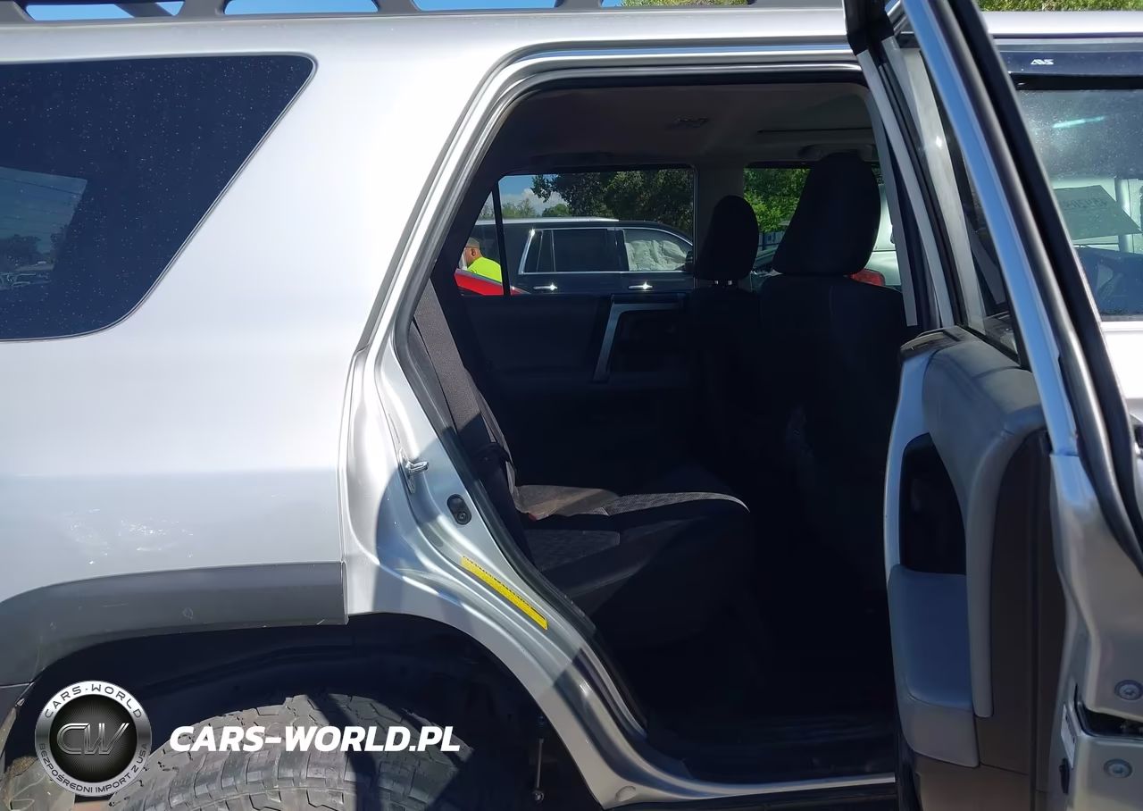 2010 Toyota 4Runner Trail V6 VIN:JTEBU5JR3A5023277 - 8