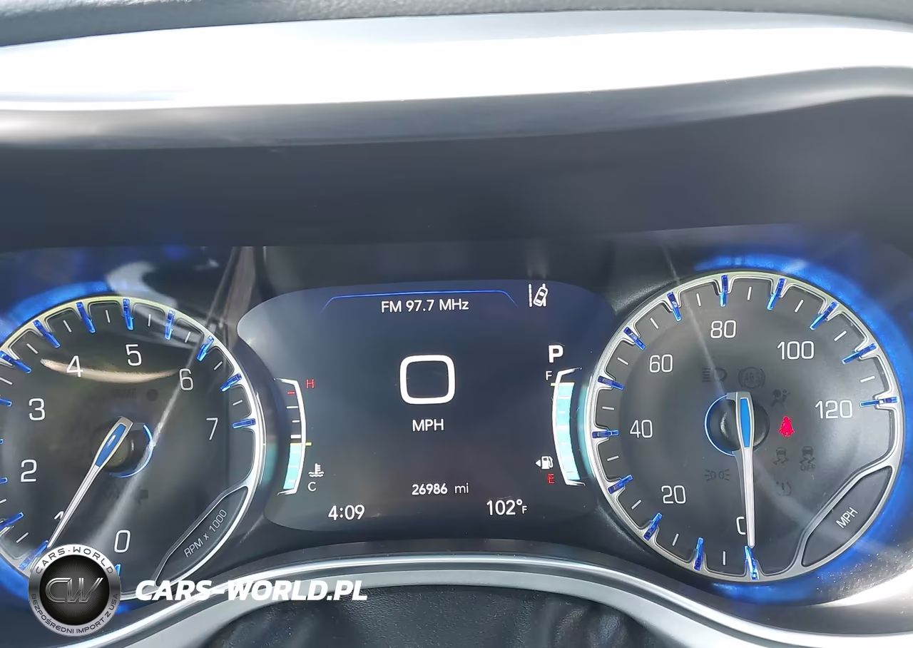 2025 Chrysler Pacifica Limited VIN:2C4RC1GG8SR537814 - 7
