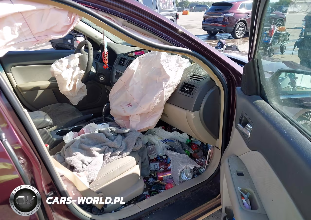 2011 Ford Fusion Se VIN:3FAHP0HA0BR105562 - 5