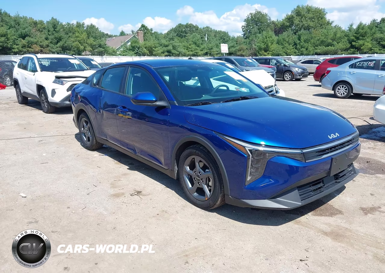 2025 Kia K4 Lxs