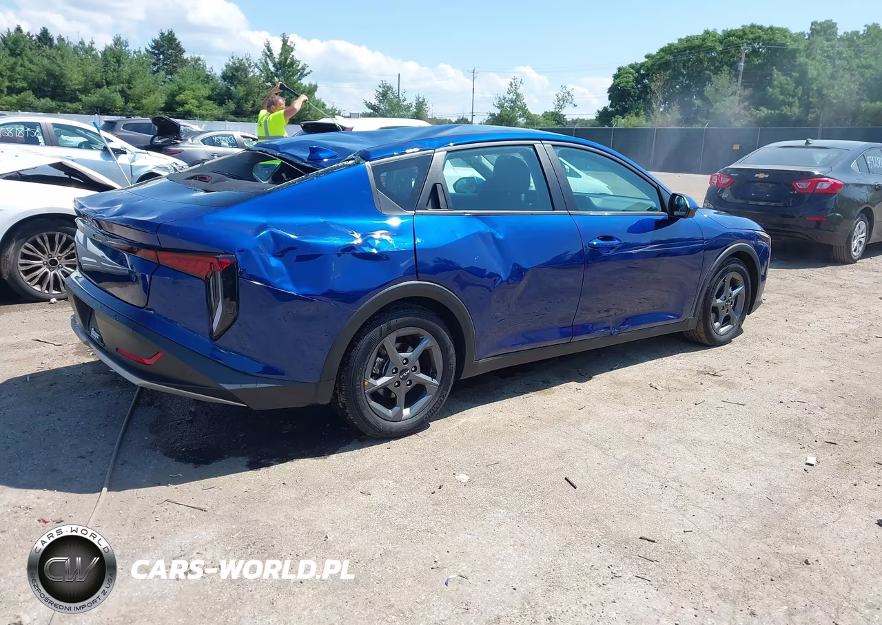 2025 Kia K4 Lxs VIN:3KPFT4DE0SE106716 - 4