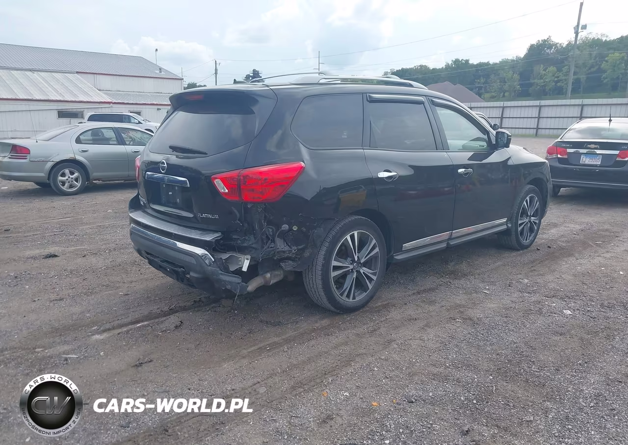 2018 Nissan Pathfinder Platinum VIN:5N1DR2MN8JC651543 - 4