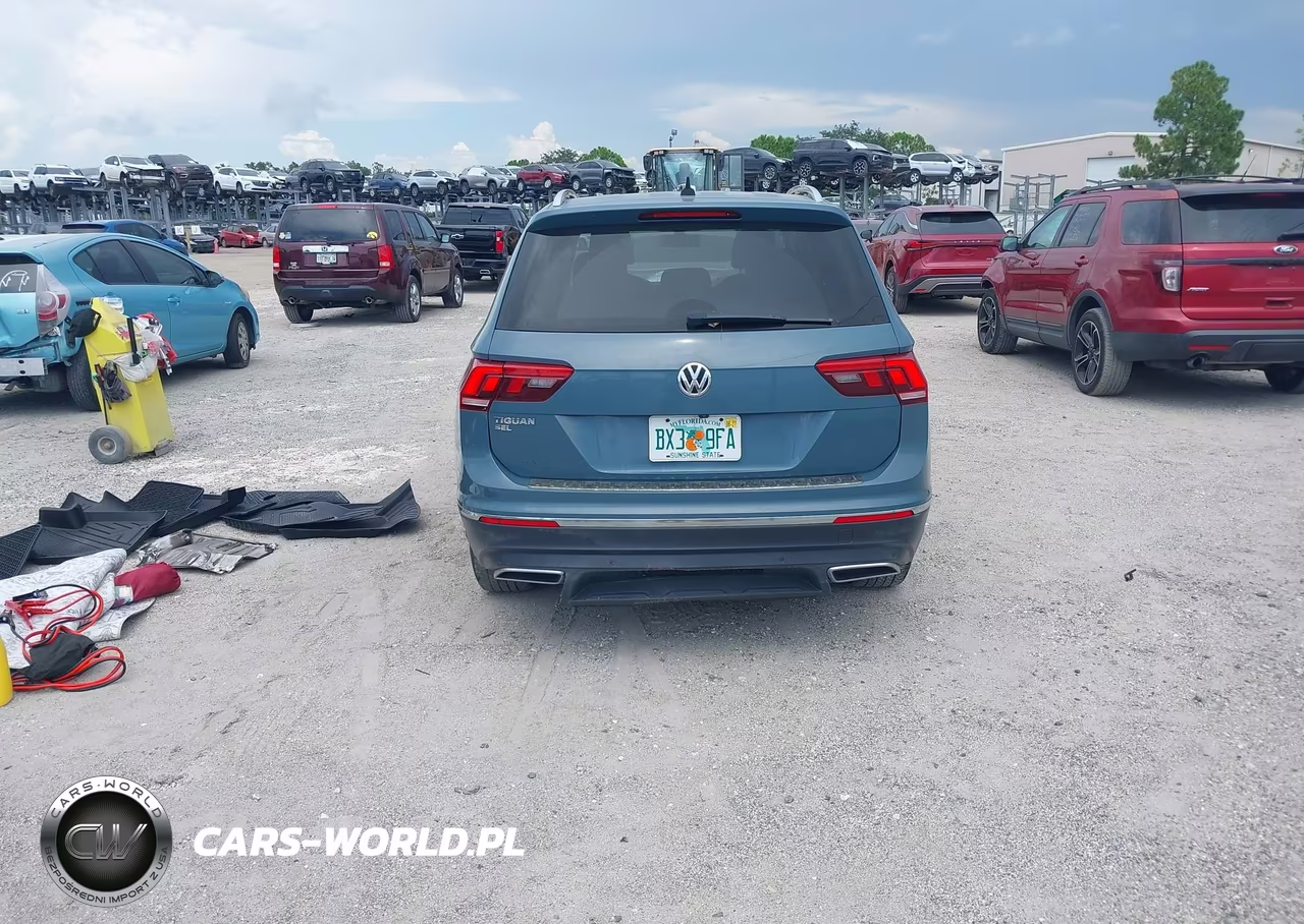 2019 Volkswagen Tiguan 2.0T Se-2.0T Sel-2.0T Sel R-Line-2.0T Sel R-Line Black VIN:3VV3B7AX4KM079749 - 16