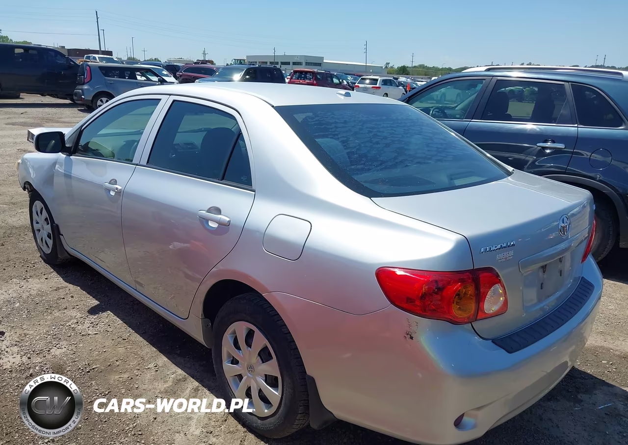 2010 Toyota Corolla Le VIN:1NXBU4EEXAZ194888 - 3