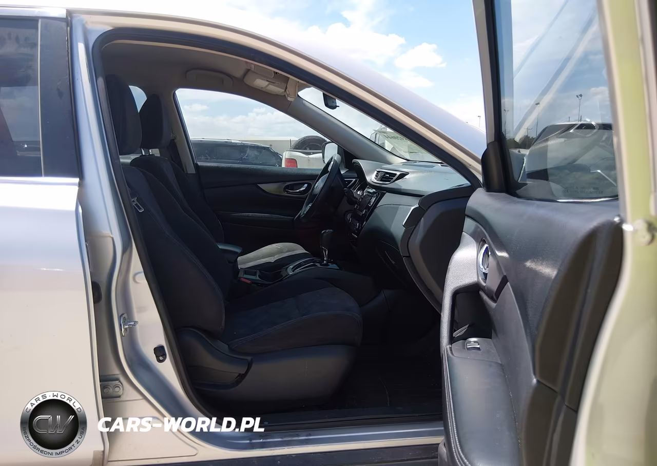 2015 Nissan Rogue S VIN:KNMAT2MT0FP517102 - 5