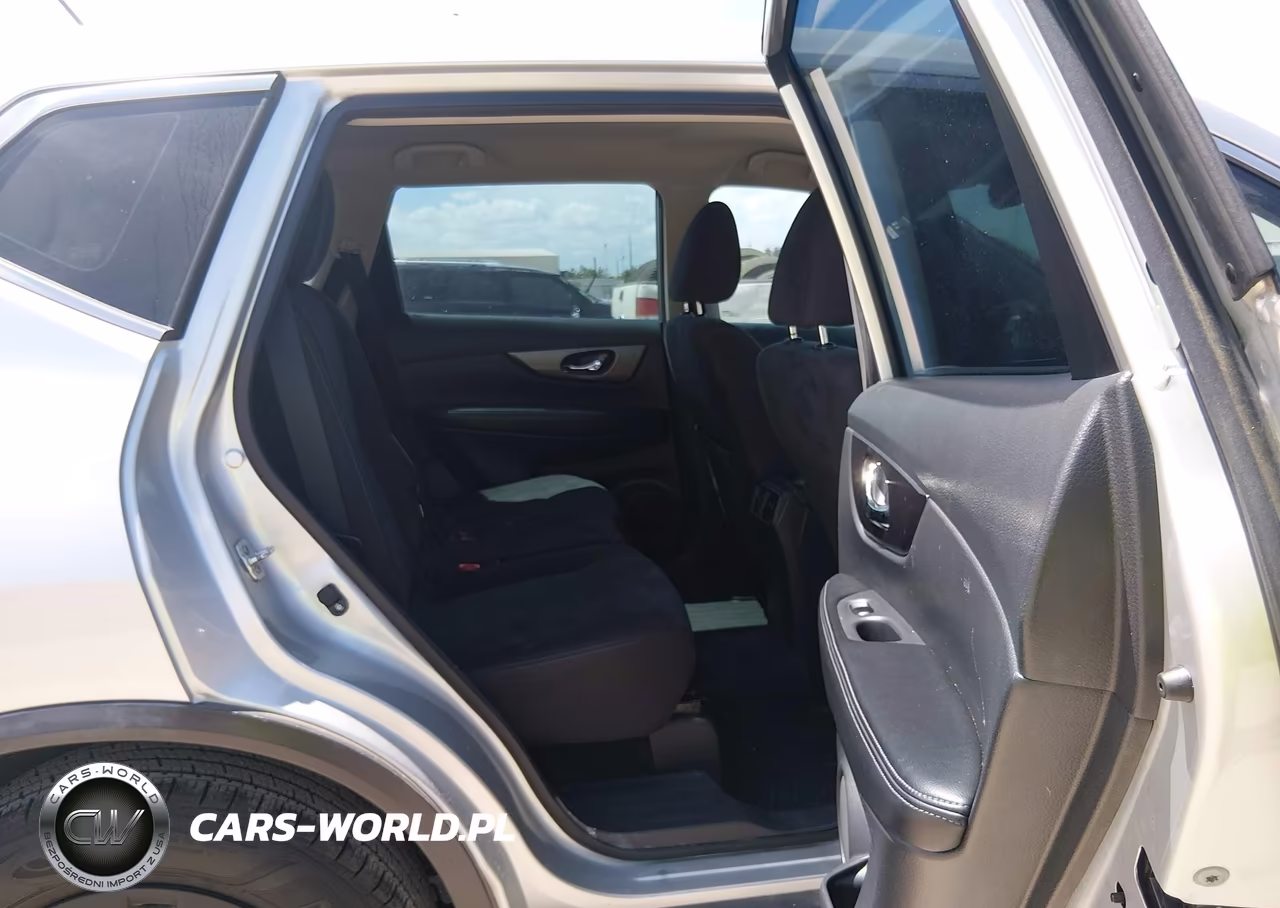 2015 Nissan Rogue S VIN:KNMAT2MT0FP517102 - 8