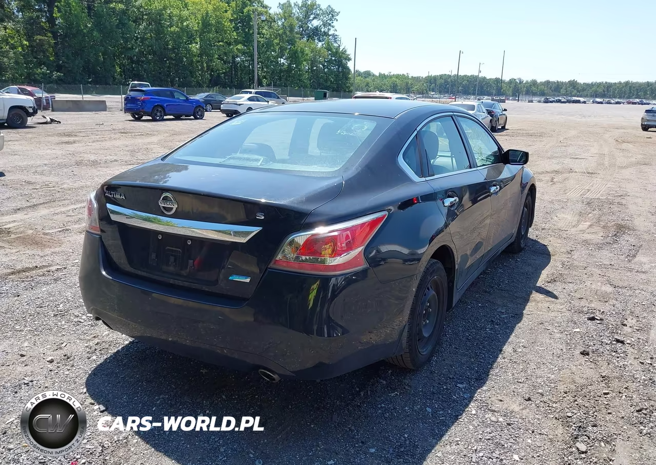 2014 Nissan Altima 2.5 S VIN:1N4AL3AP1EN361794 - 4