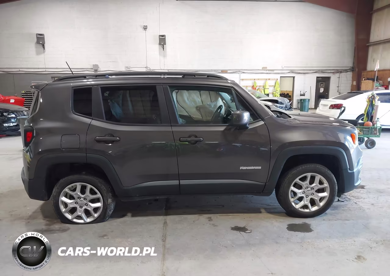 2018 Jeep Renegade Latitude 4X4 VIN:ZACCJBBB5JPG91526 - 13