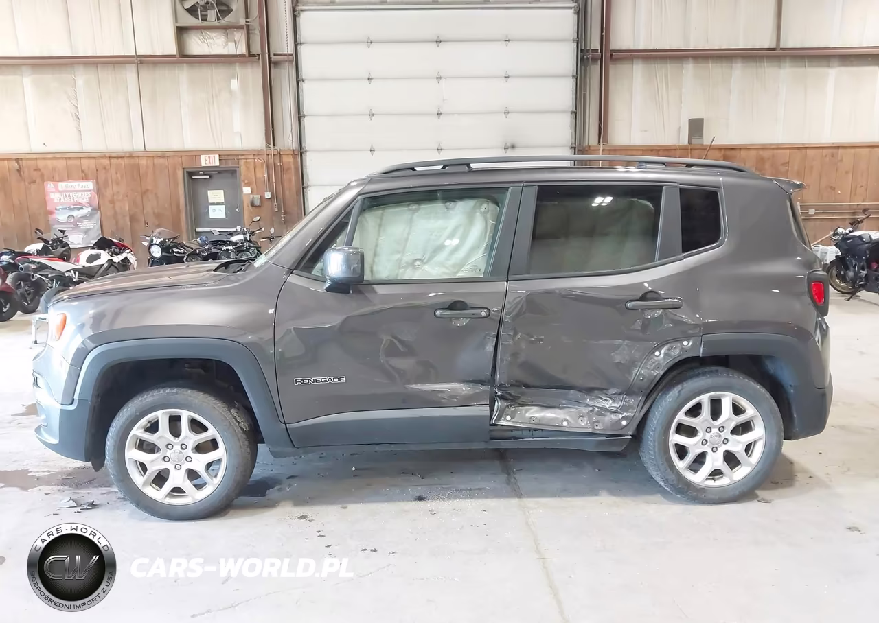 2018 Jeep Renegade Latitude 4X4 VIN:ZACCJBBB5JPG91526 - 14