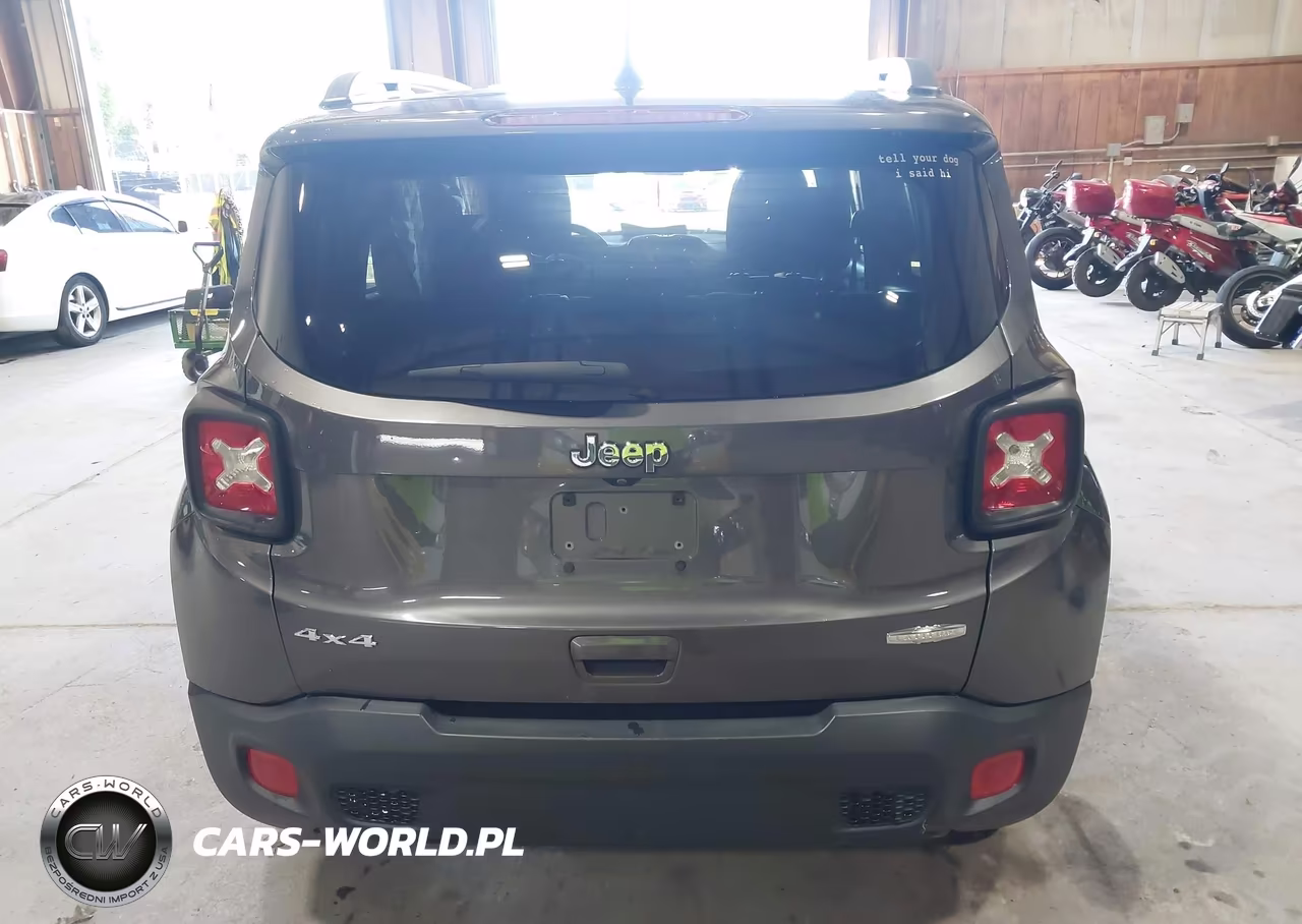 2018 Jeep Renegade Latitude 4X4 VIN:ZACCJBBB5JPG91526 - 16