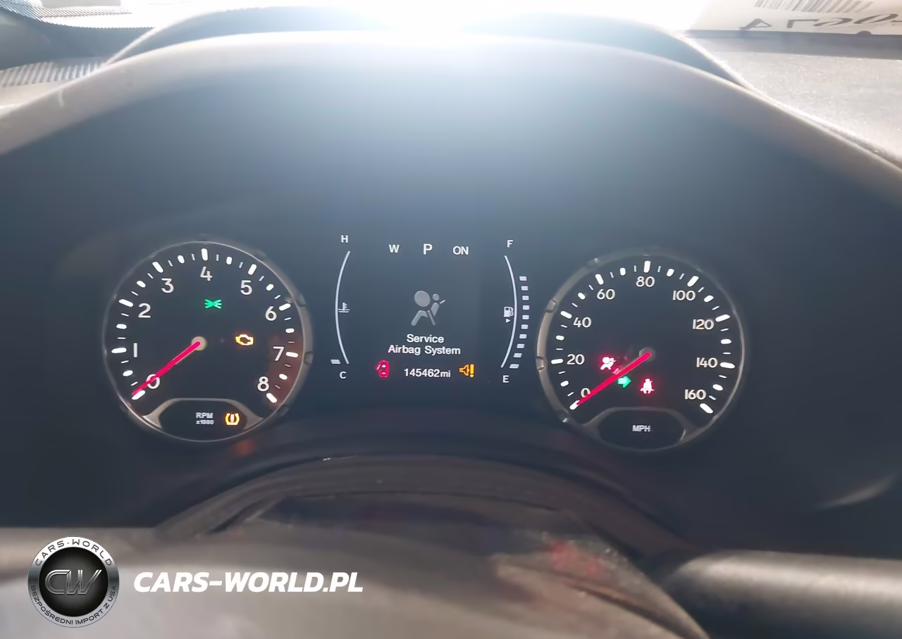 2018 Jeep Renegade Latitude 4X4 VIN:ZACCJBBB5JPG91526 - 7
