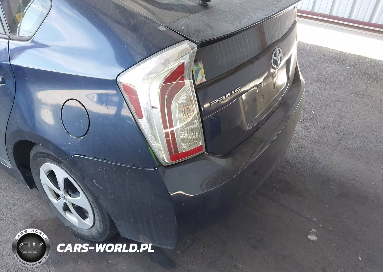 2013 Toyota Prius Three VIN:JTDKN3DU3D1651180 - 6