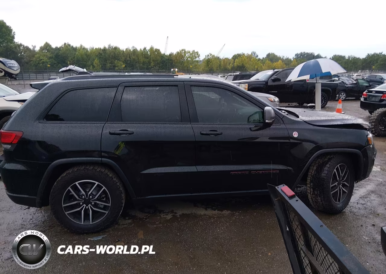 2021 Jeep Grand Cherokee Trailhawk 4X4 VIN:1C4RJFLT0MC647208 - 13