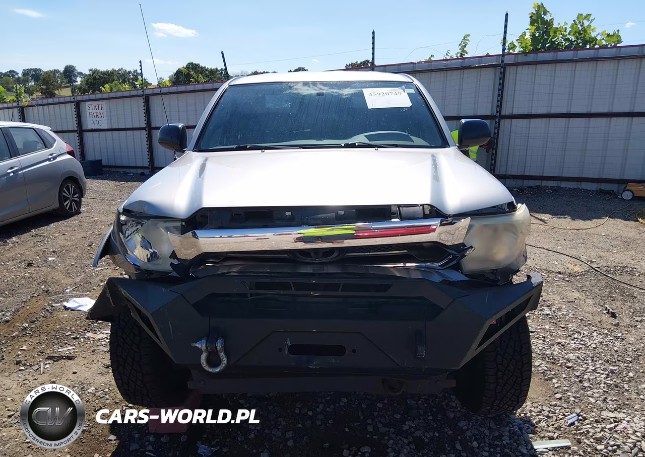 2014 Toyota Tacoma Base V6 VIN:3TMMU4FN0EM072319 - 12