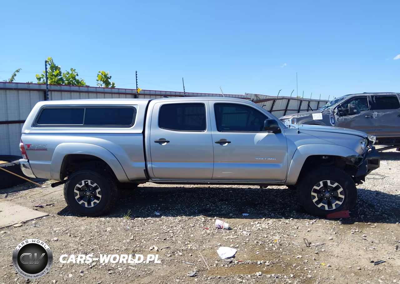 2014 Toyota Tacoma Base V6 VIN:3TMMU4FN0EM072319 - 13
