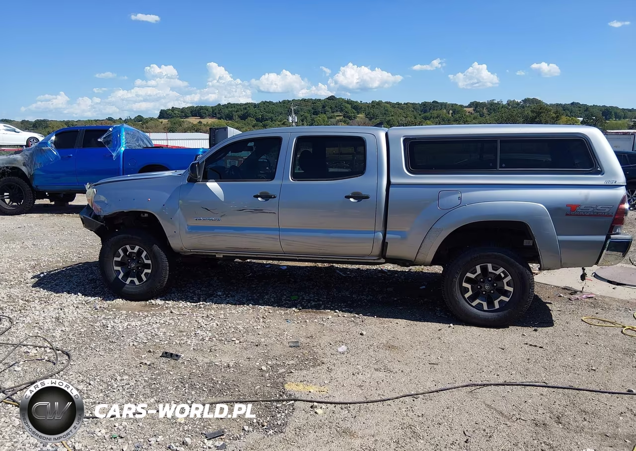 2014 Toyota Tacoma Base V6 VIN:3TMMU4FN0EM072319 - 14