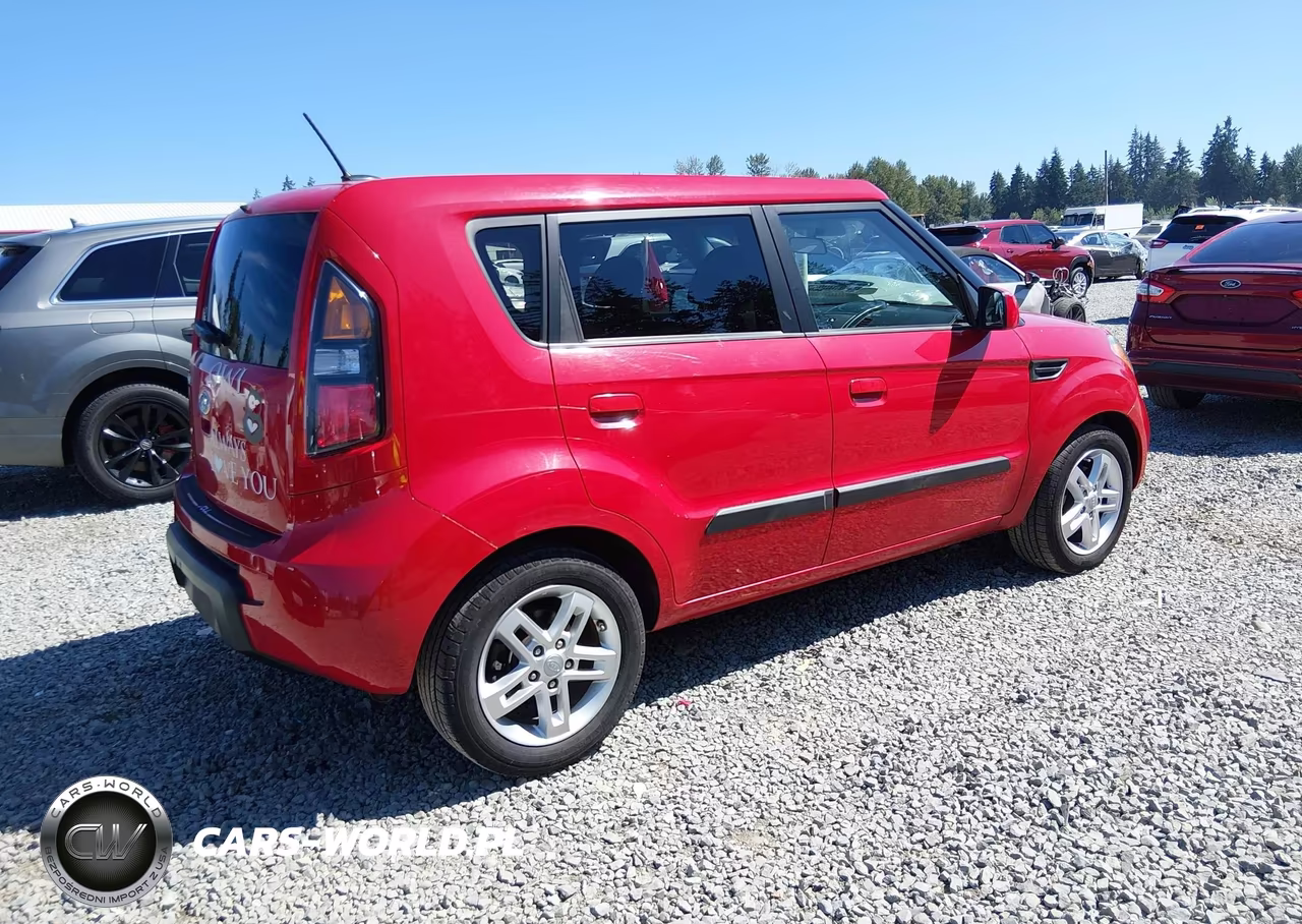 2010 Kia Soul + VIN:KNDJT2A28A7146159 - 4