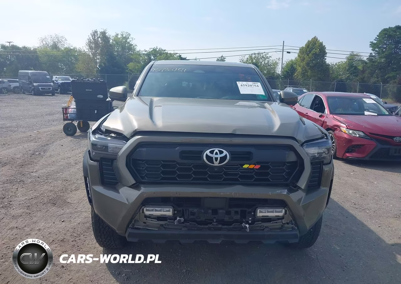 2025 Toyota Tacoma VIN:3TMLB5JN4SM116008 - 12