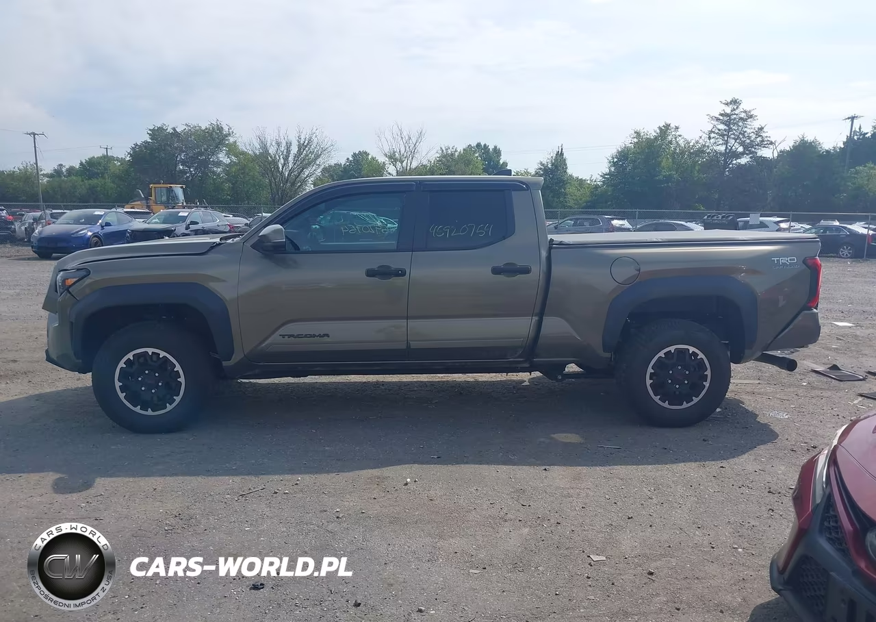 2025 Toyota Tacoma VIN:3TMLB5JN4SM116008 - 14