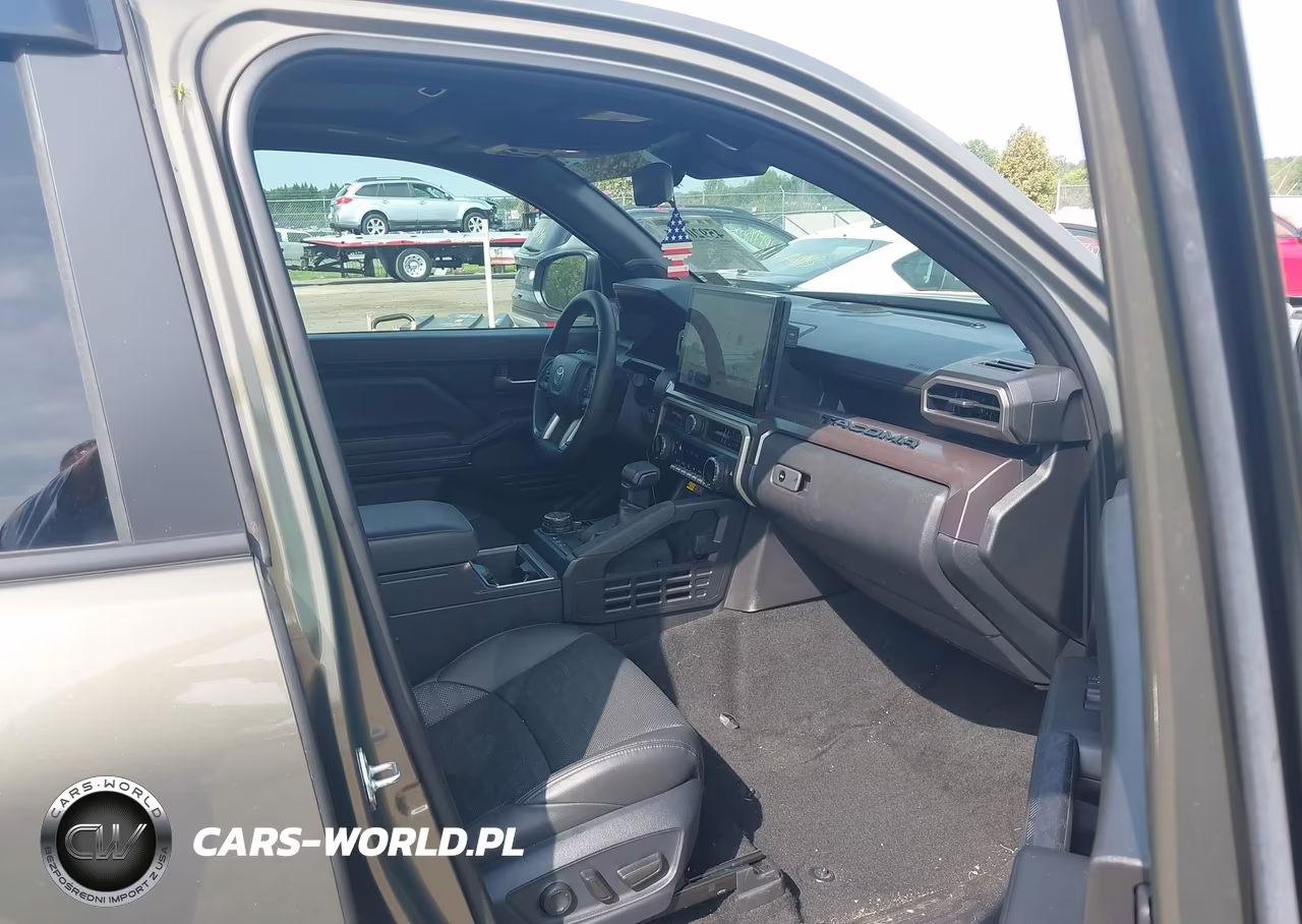 2025 Toyota Tacoma VIN:3TMLB5JN4SM116008 - 5