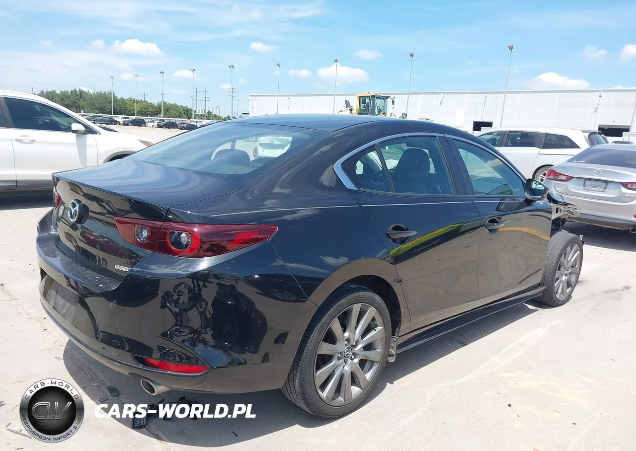 2022 Mazda Mazda3 Select VIN:3MZBPABL0NM314122 - 4