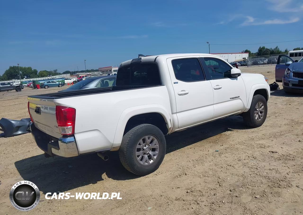 2017 Toyota Tacoma Sr5 V6 VIN:5TFAZ5CN6HX046577 - 4
