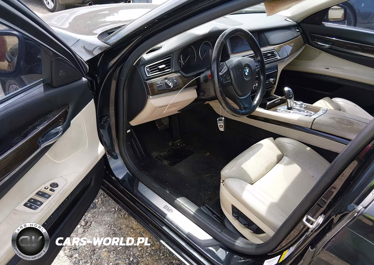 2012 BMW 740Li VIN:WBAKB4C52CC576481 - 13